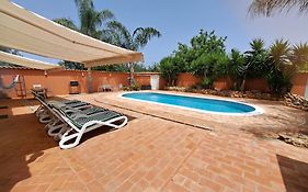 Villa Dos Patudos